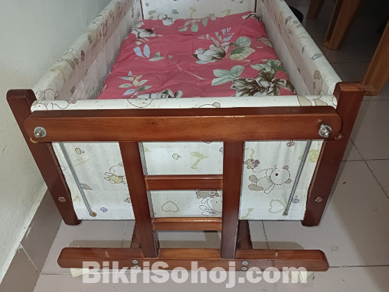 Wooden Cot Bed & Dolna